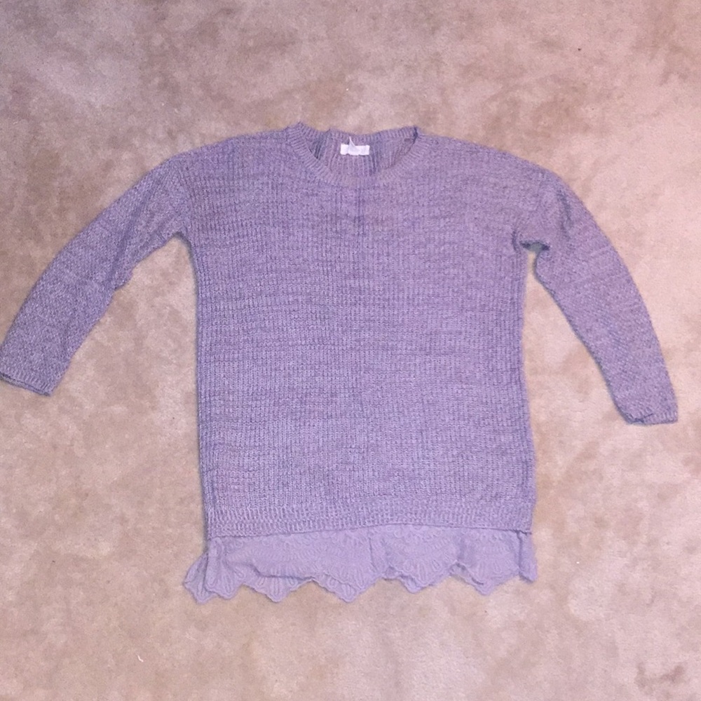 Gray Knit Sweater w/ Lace Detail Size M
